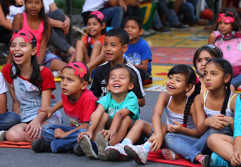 FUNDACIÒN MIL ANGELITOS